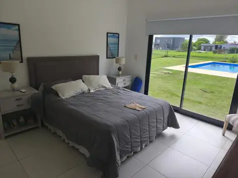 Casa en Alquiler 1 año