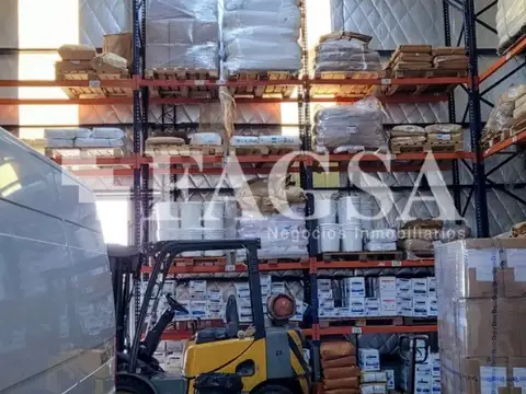 Galpon en Alquiler 10  mts Frente