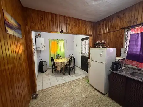Casa en Venta con 4 cocheras