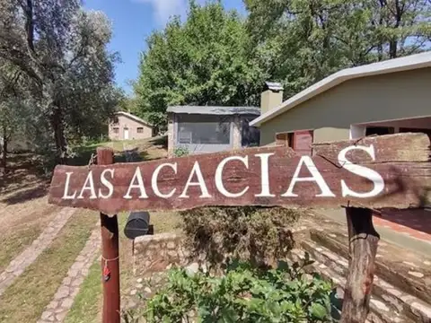 VENTA COMPLEJO 4 CABAÑAS CNO. AL CUADRADO