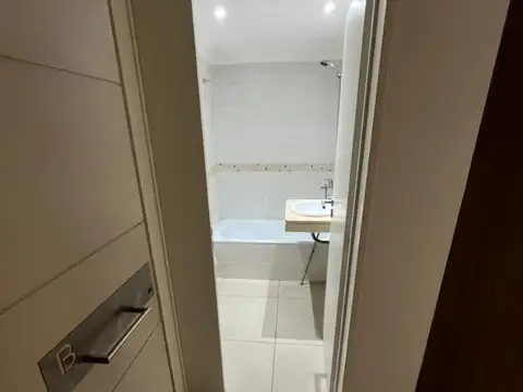 Avenida Rivadavia 3364 , Piso 9