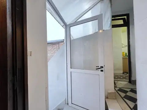 Depto Tipo Casa en Alquiler 60 años