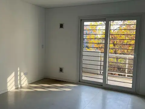 Adrogue excelente depto 1 amb piazza tropea OPORTUNIDAD