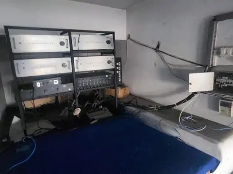 Local en Venta 30 años