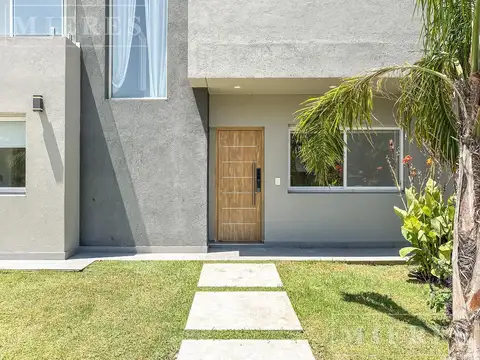 Casa en Venta en Los Olivares, USD 265.000