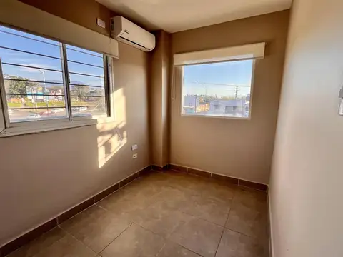 Oficina en Alquiler en San Miguel De Tucuman, $ 550.000