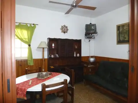 Monoambiente al frente sobre calle Peatonal