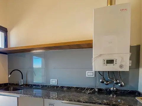 CASA EN VENTA BARRIO PRIVADO YRIGOYEN