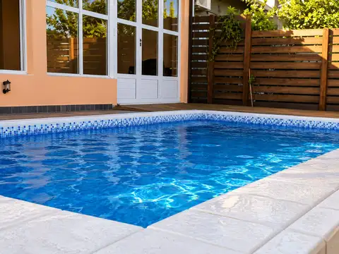 VENTA DE CASA EN EL HELVECIA