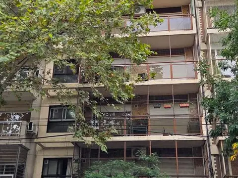 Departamento 2 ambientes con balcón terraza en venta/ alquiler en Azara 45 Barracas CABA