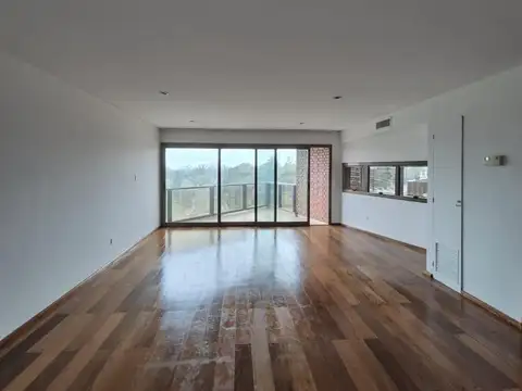 Hipolito Yrigoyen 592 , Piso 8