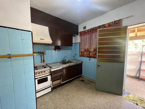 Cerrito 3300, Piso 1