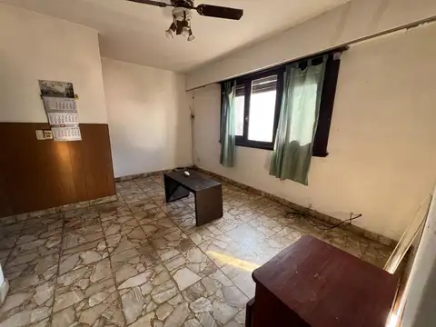 Depto Tipo Casa en Venta 60 años