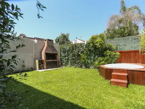 Casa de 5 ambientes ACEPTA PERMUTA