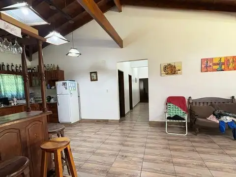 Casa en Venta en Carlos Spegazzini, USD 190.000