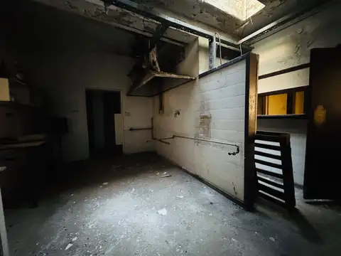 Local en Venta 40 años