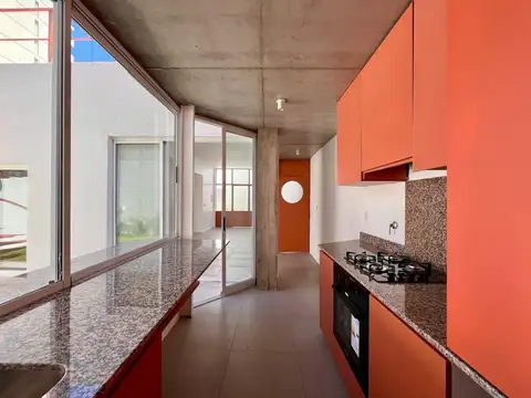 Depto Tipo Casa en Venta de 3 ambientes