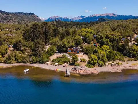Cabañas en venta, Villa Pehuenia, Neuquen.