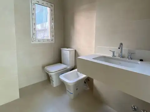 Oficina en Venta en Retiro, USD 294.000