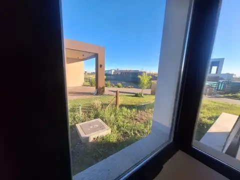 VENTA CASA  HUDSON BARRIO VILLALOBOS