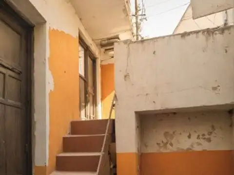 Quintino Bocayuva 100, Piso 0