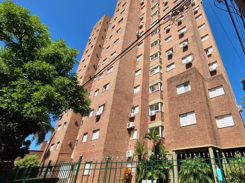 VENTA DEPTO 4 DORMITORIOS, A 100 M DE AV FREYRE 