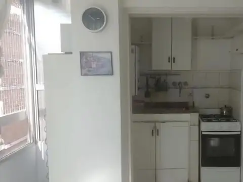 Buenos Aires 1500, Piso 8
