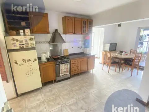 Casa 4 ambientes con 1 baño