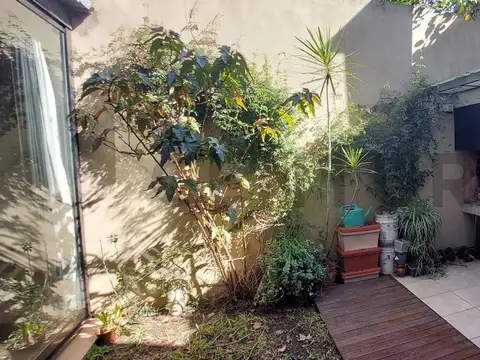 Depto Tipo Casa en Venta de 2 ambientes