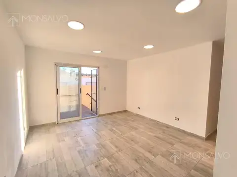 Departamento en Venta en Jose Leon Suarez, USD 59.000