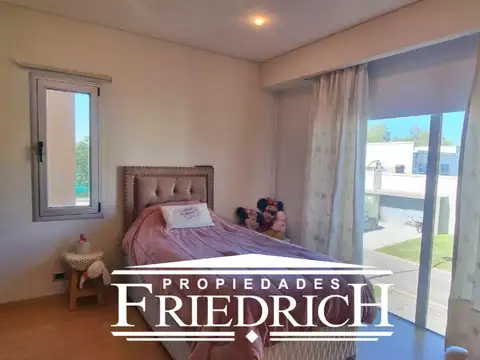 Weston Barrio Privado