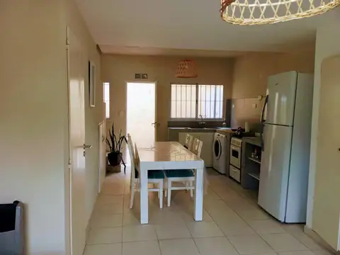 Depto Tipo Casa en Alquiler Temporal de 2 dormitorios