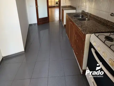 Departamento en Alquiler en La Plata, $ 900.000