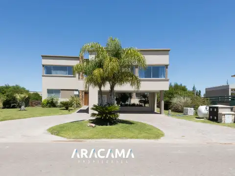 Casa en Venta en La Providencia Resort & Country Club, USD 890.000