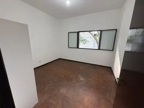 Depto Tipo Casa en Alquiler de 3 dormitorios