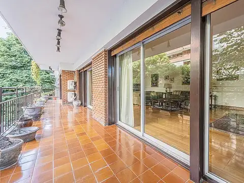 Departamento en Venta de 8 ambientes