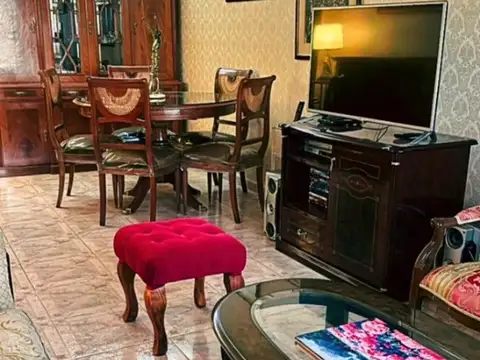 Departamento 4 ambientes con 2 baños