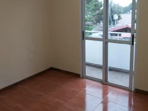 J Fernandez 2874 , Piso 2