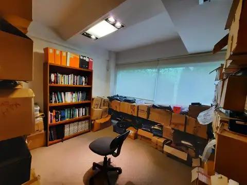 Virrey del PIno 2400, Piso PB