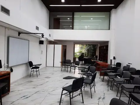 Local en Venta 35 años