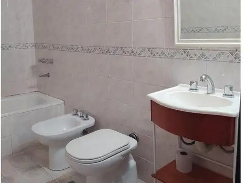 Depto Tipo Casa en Alquiler 22 años