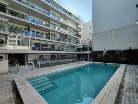 AMPLIO MONOAMBIENTE EN EDIFICIO DE CATEGORIA DEL CORREDOR DO HO . TODOS LOS AMENITIS