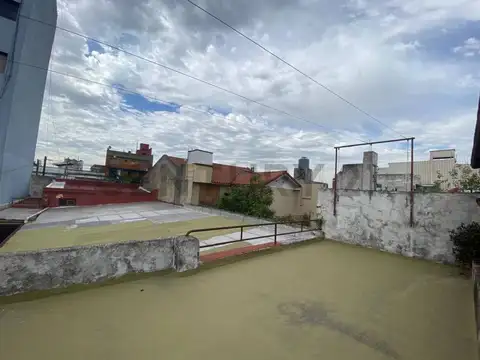 Rivadavia 700
