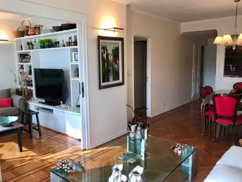 Venta Departamento 3 ambientes con dependencias , y cochera en Palermo Cañitas