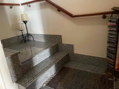 Depto Tipo Casa en Venta 18 años