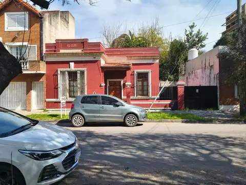 Oportunidad en Ituzaingó Sur! Casa en planta baja a 2 cuadras de la estación