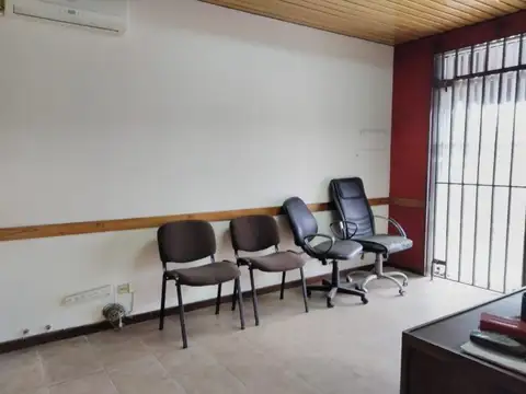 Local en Venta en Munro, USD 130.000