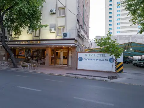 PERU ESQUINA RIVADAVIA