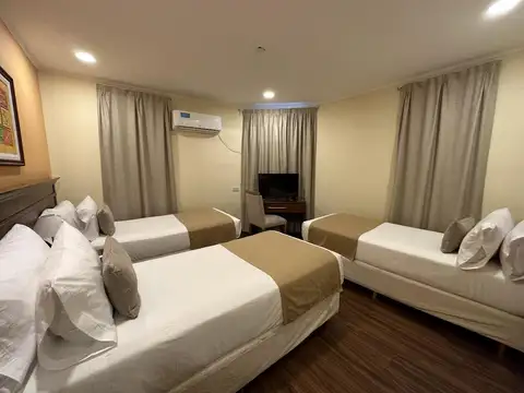 PERU ESQUINA RIVADAVIA