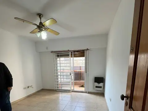 Departamento en Alquiler en La Plata, $ 430.000